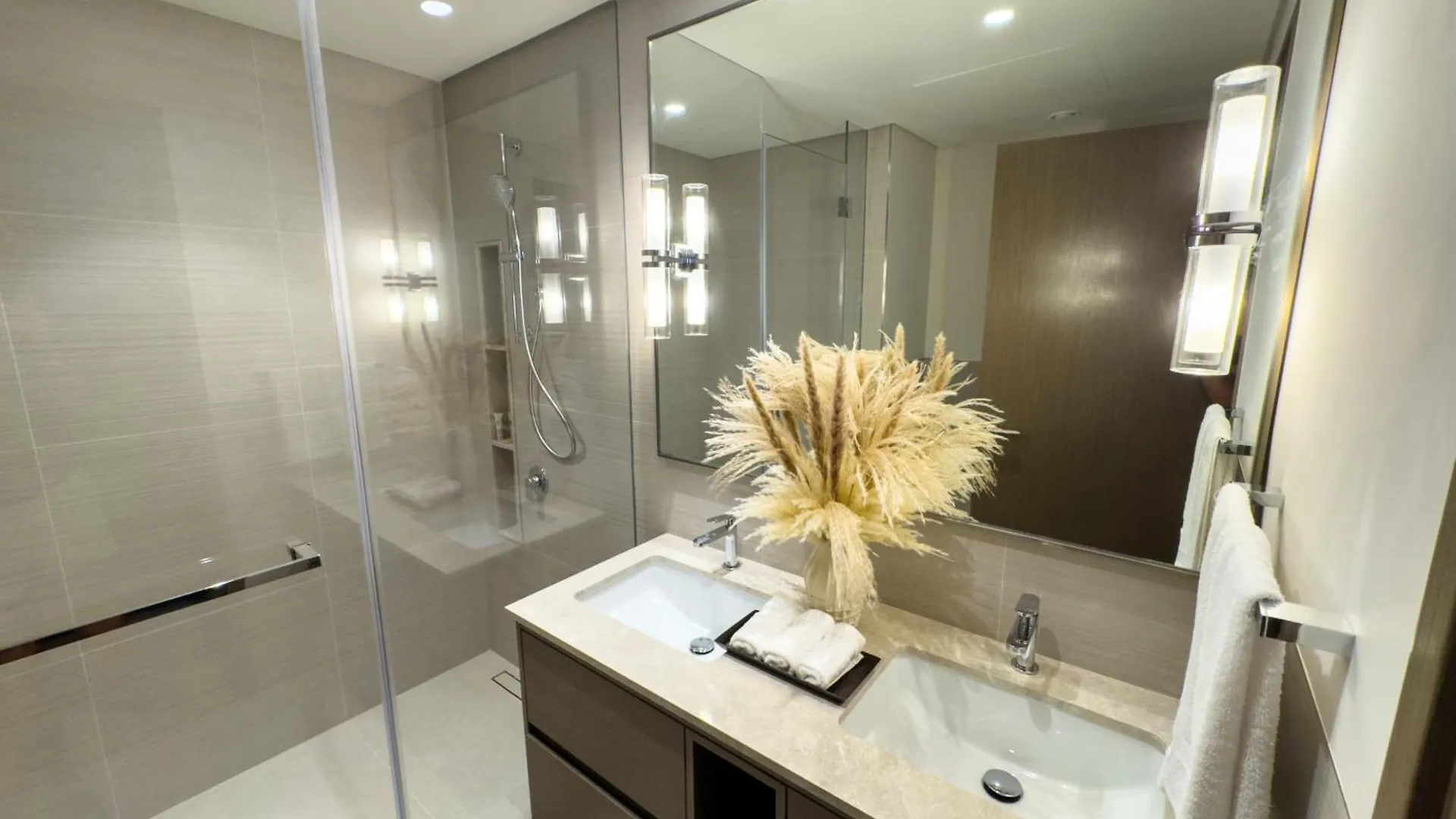 Grande Signature Residences 2Br - Epic Burj Khalifa View For 8-Guests Dubai